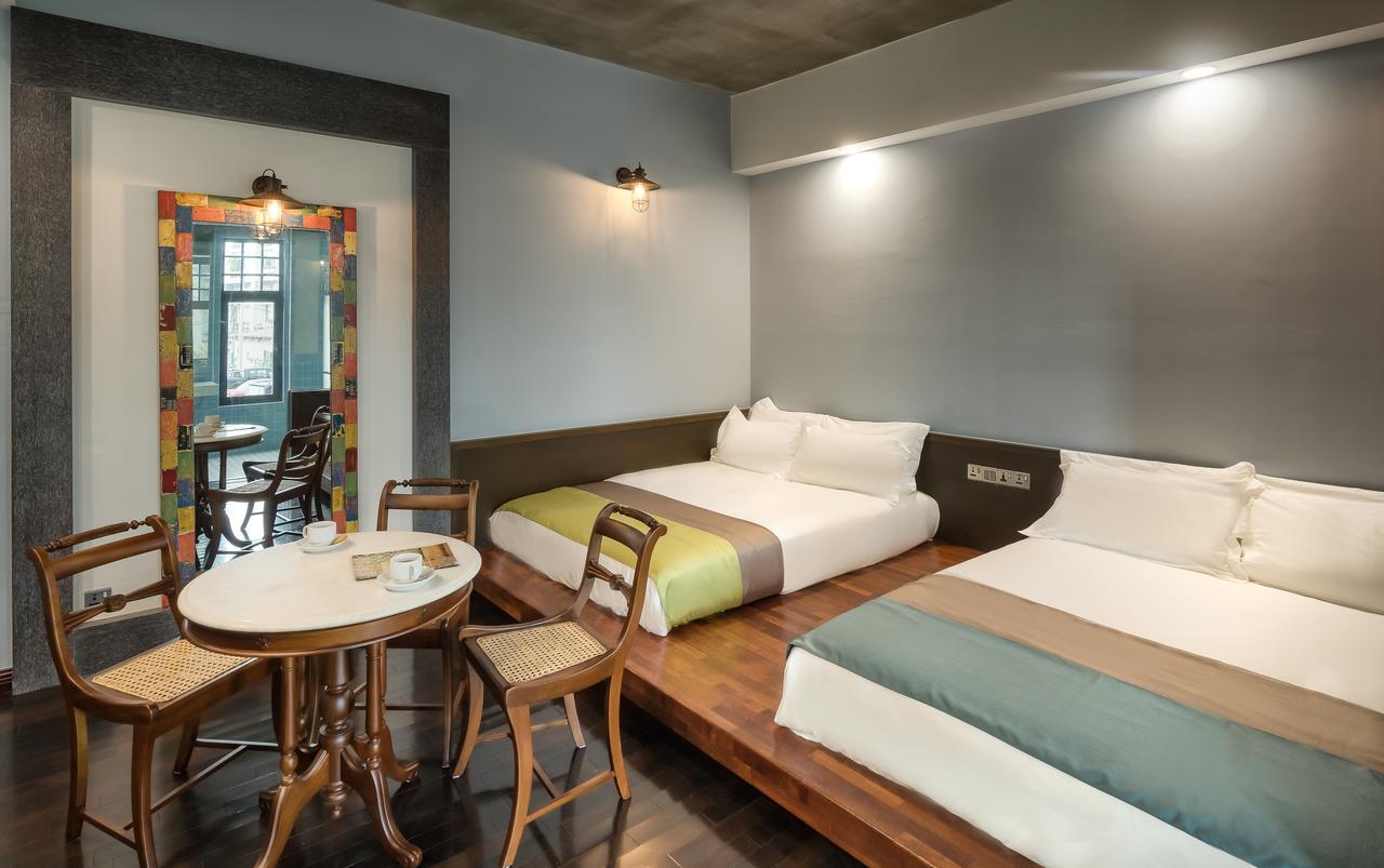 Treasures Hotel And Suites Малакка Экстерьер фото